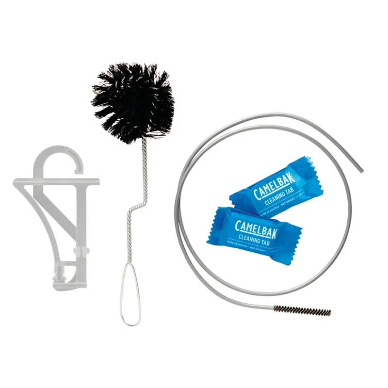 Camelbak Crux Hydration System Cleaning Kit 1