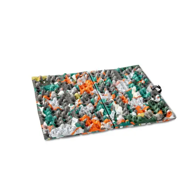 Eco-Friendly Reclaimed Closed-Cell Foam Camping Seat 1