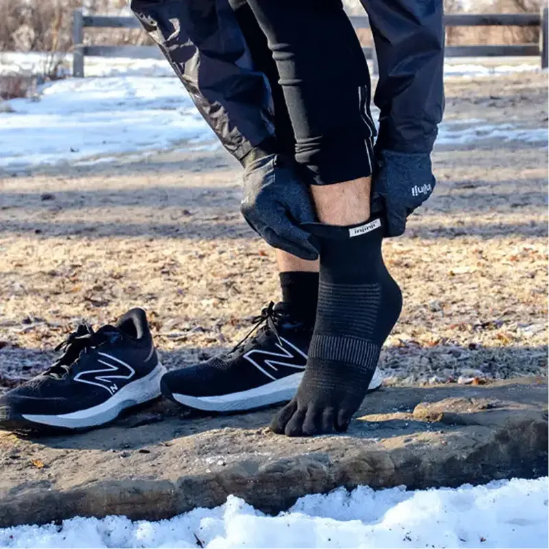 Injinji Run Original Weight Mini-Crew Toe Socks – Unisex 1