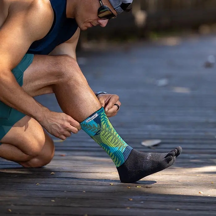 Injinji Spectrum Trail Midweight Crew Socks – Unisex Fit 1