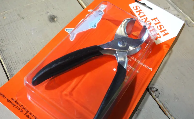 Jackson Professional Fish Skinner – Stainless Steel Blade 1