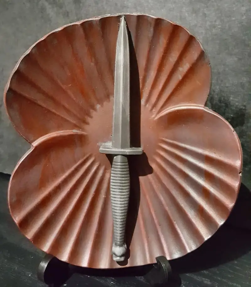Painted Commando Dagger Tribute Sculpture 1