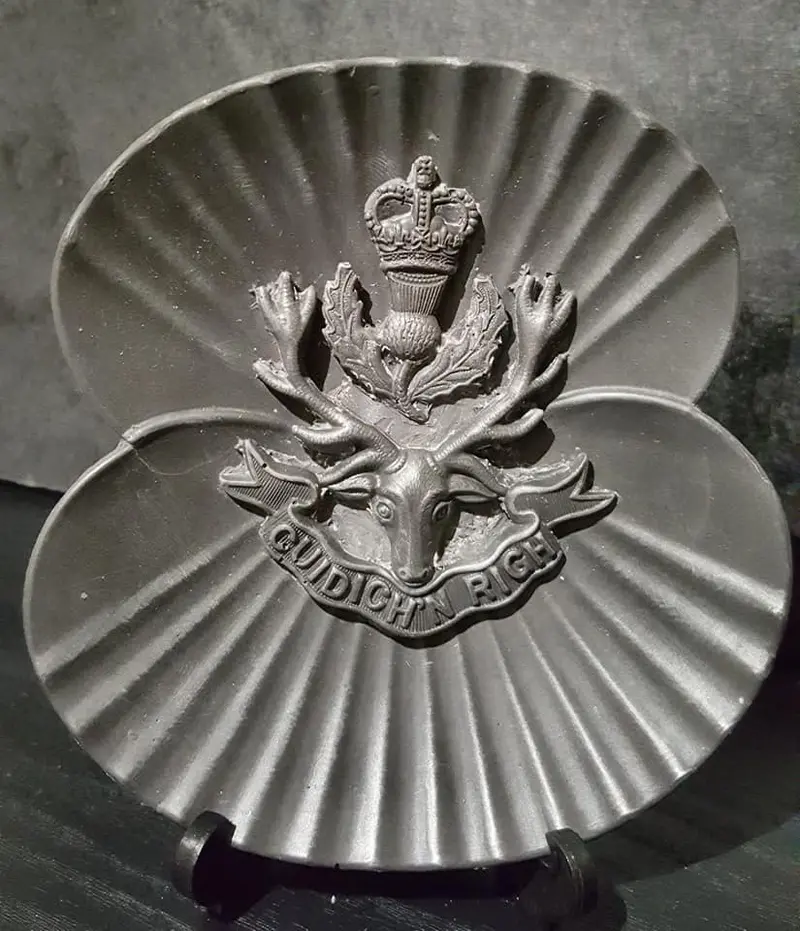 Queen'S Own Highlanders (Seaforth & Camerons) Commemorative Sculpture 1