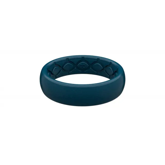 Satin-Finish Ring In Deep Ocean Blue – Slim Profile 1