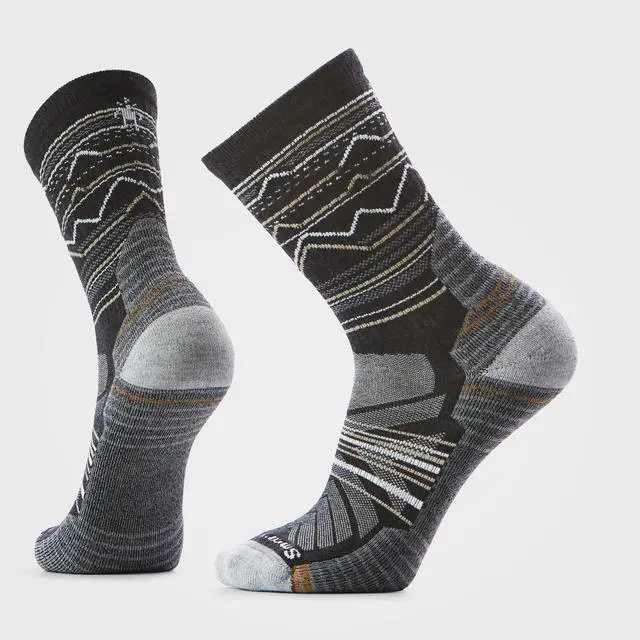Unisex Mountain Range Graphic Crew Socks – Hiking & Casual Wear 1